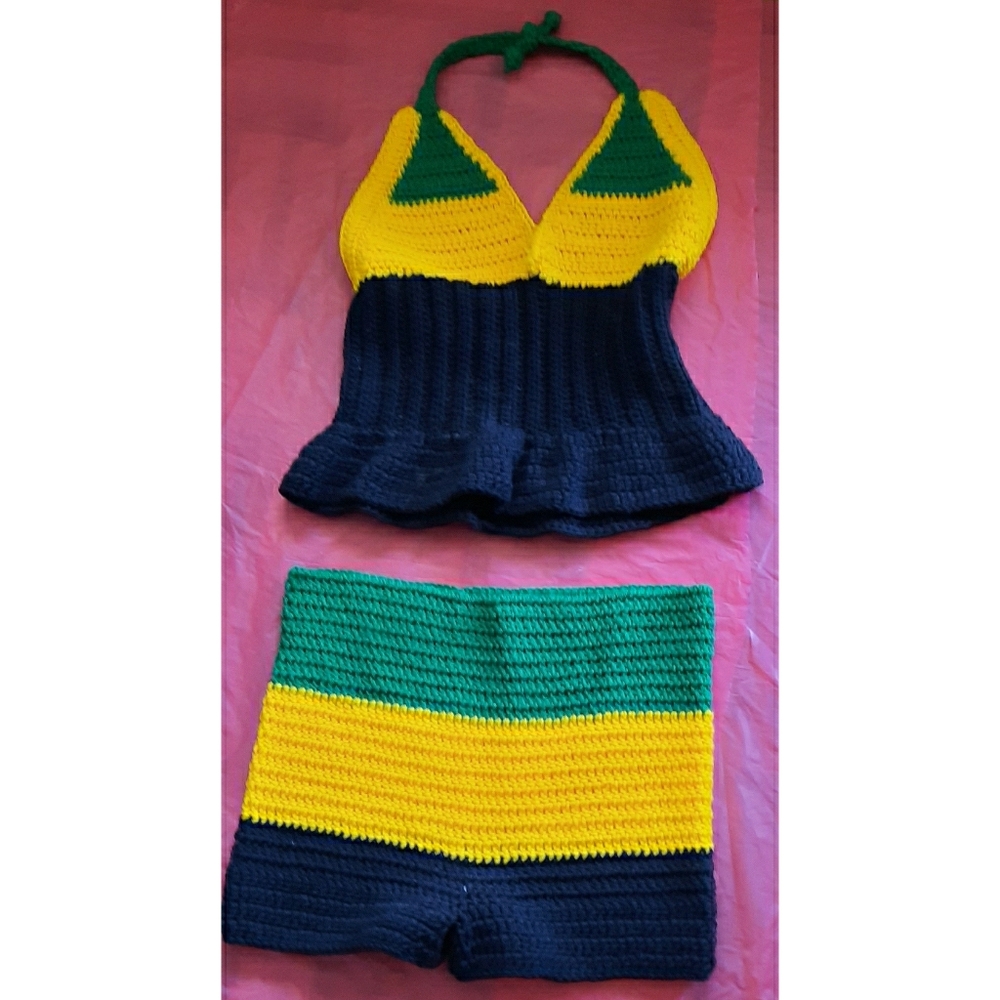 Knitted shorts set